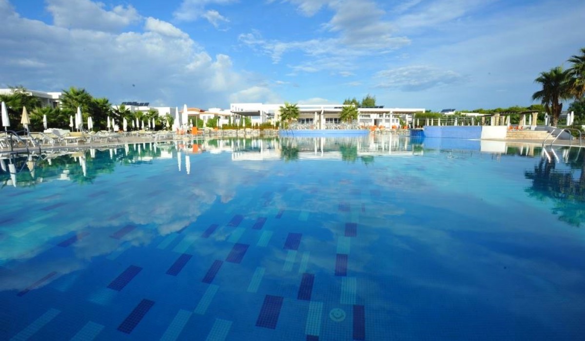 Riva Marina Resort