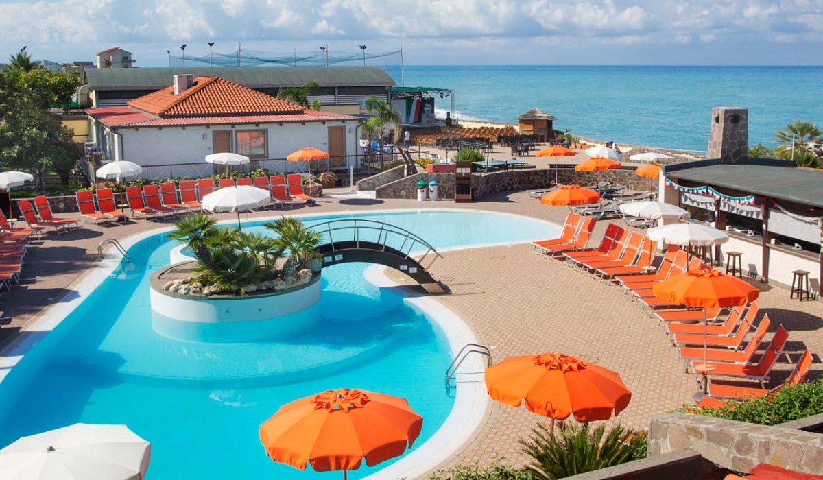 Le Mandrelle Beach Resort