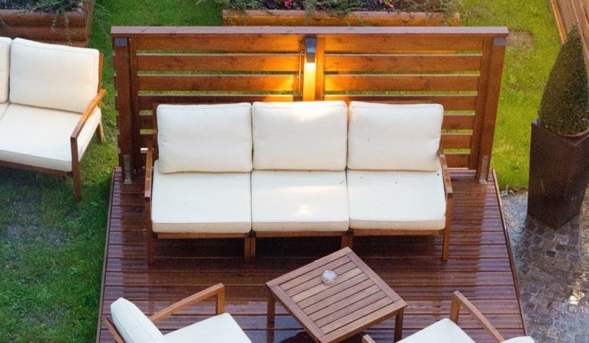 Hotel Piaz - Detail of the outdoor living area
