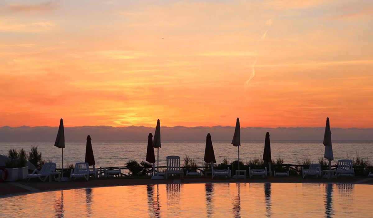 Futura Style Acqua di Mare Resort - Wonderful sunset directly from the pool