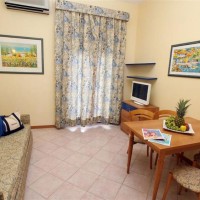 Araba Fenice Village