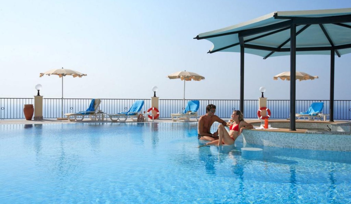 Capo dei Greci Resort