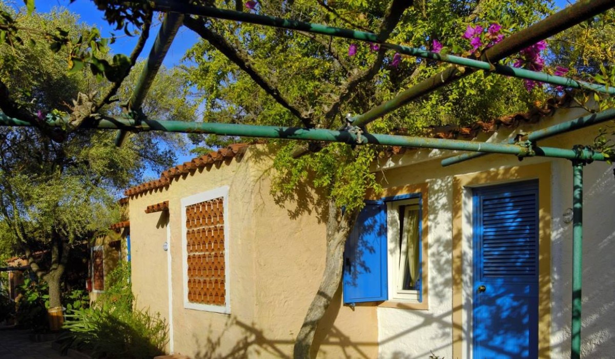 Bungalow Club Village