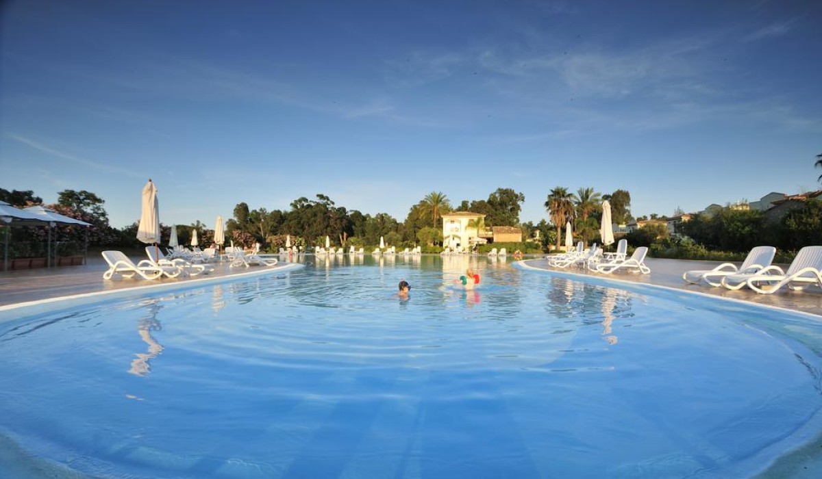 Marina Torre Navarrese Beach Resort - Marina Torre Navarrese Resort pool