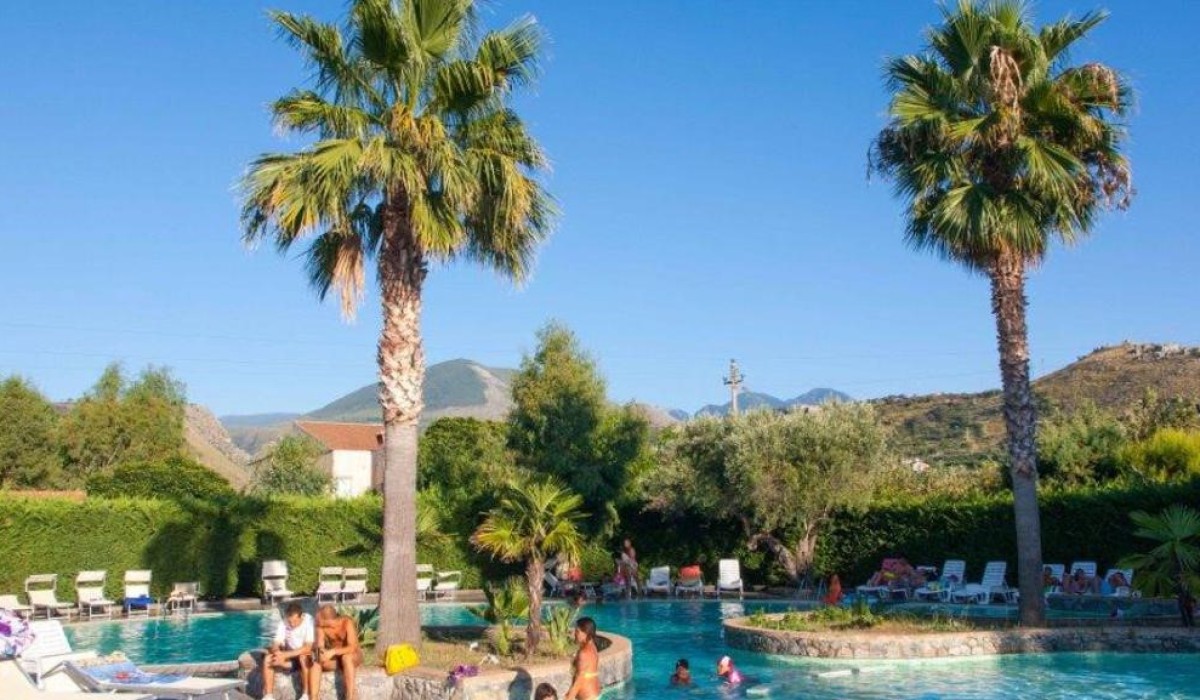 Villaggio Club Holiday Beach