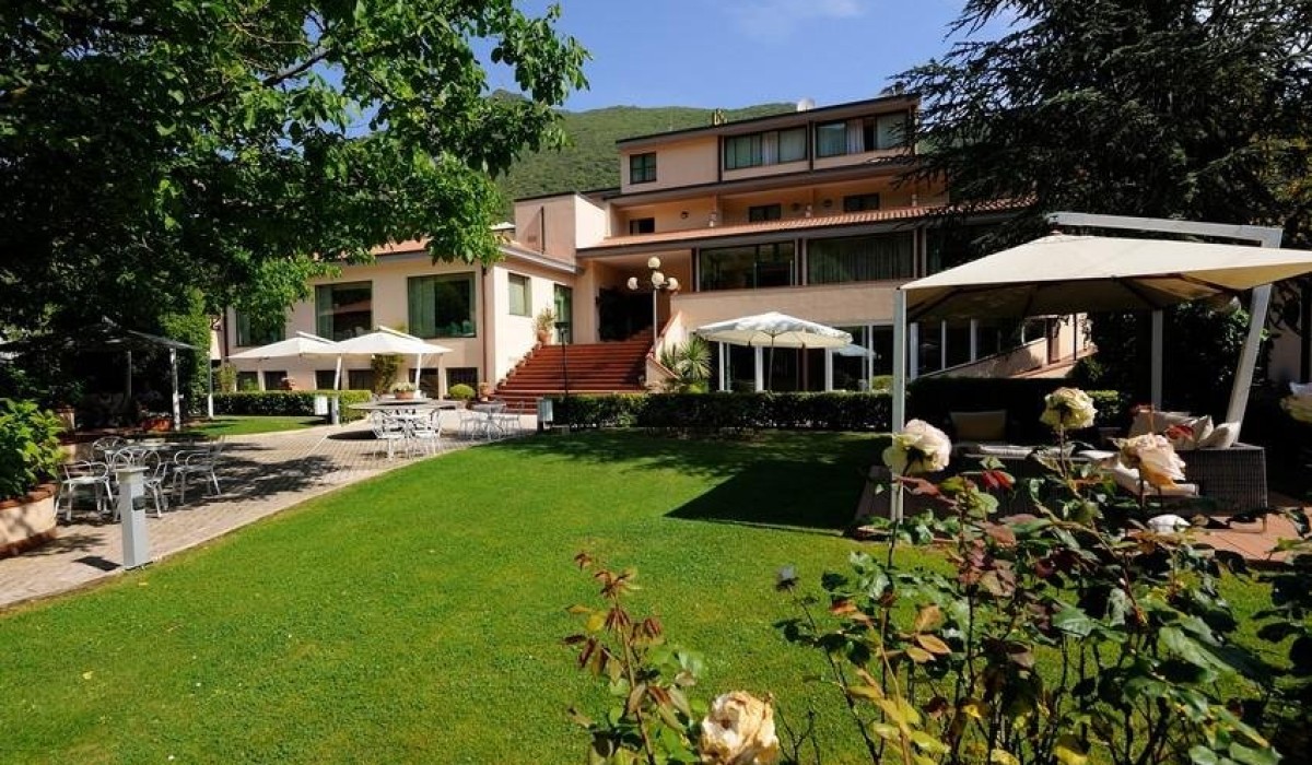 Guesia Village Hotel & Spa - Immagine 2