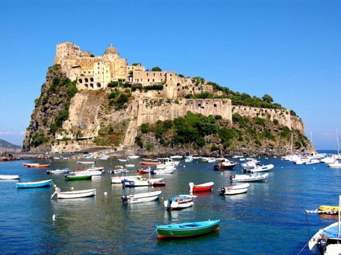 Formula Roulette Hotel - Castello Aragonese Ischia