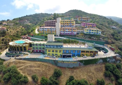 Avalon Sikanì Resort