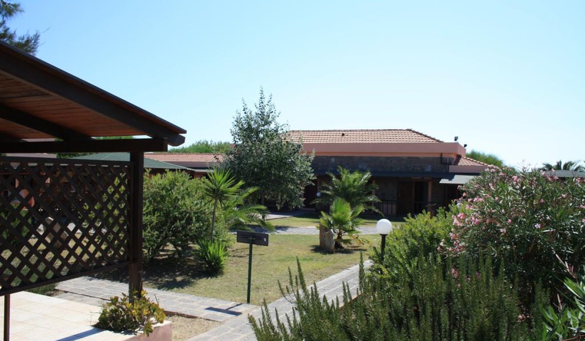 Hotel Club Mezzaluna