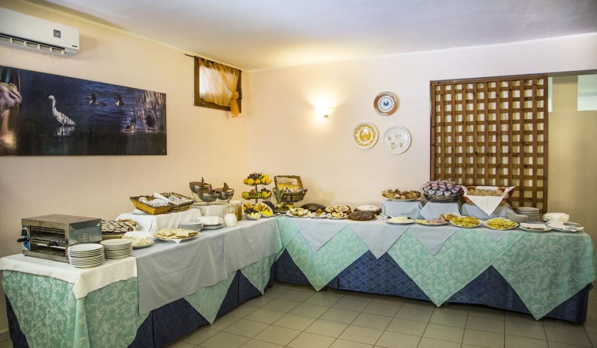 Hotel Club Mezzaluna