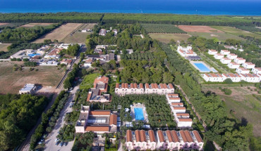 Family Village Hotel Family Village Hotel