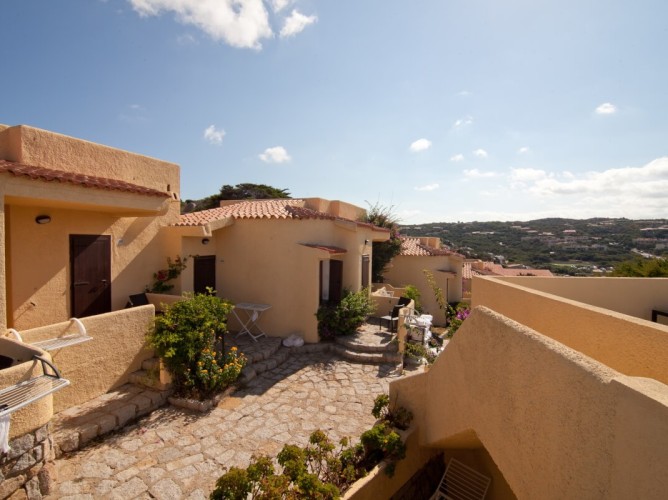 Club Esse Shardana - Shardana-Santa-Teresa-di-Gallura-entrance-rooms