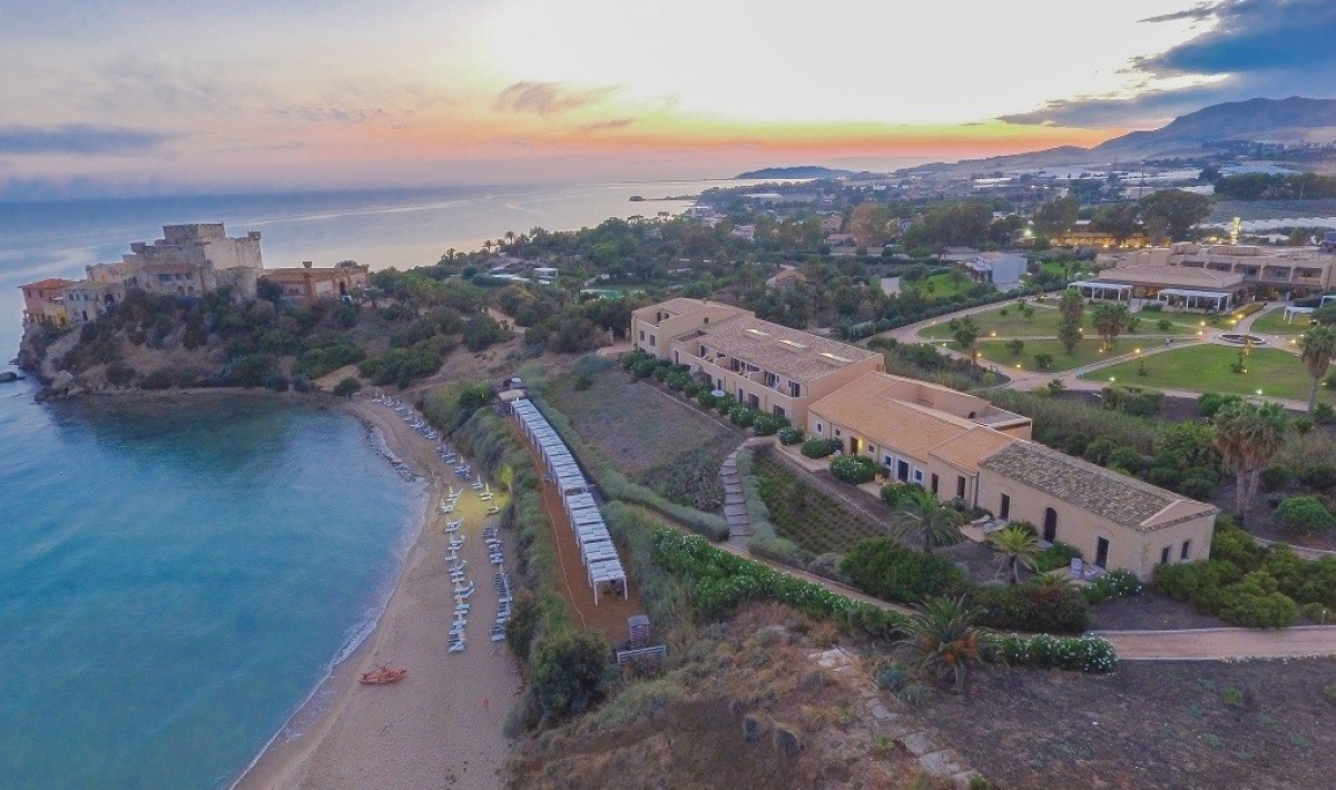 Falconara Resort - Immagine 1