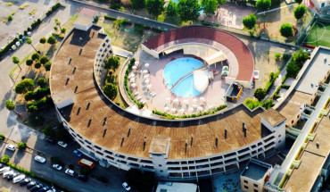 Meta Residence Hotel Meta Residence Hotel