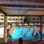 Meta Residence Hotel
