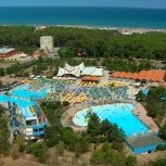 Albatros Village
