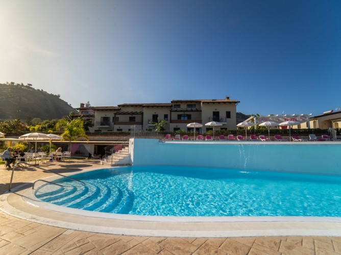 Sentitido Michelizia Tropea Resort - Immagine 4