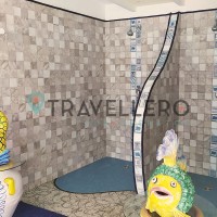 Park Hotel La Villa Resort showers