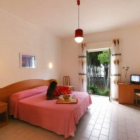 Hotel La Pineta triple room