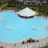 Club Esse cassiodoro swimming pool with pool bar