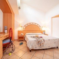 TH Baia degli Achaeans double bed details