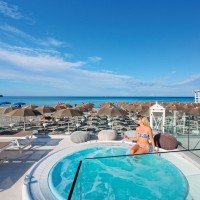 Barone di Mare jacuzzi on the beach