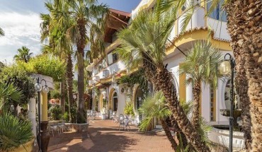 Sayonara Hotel Club Village Sayonara Hotel Club Village