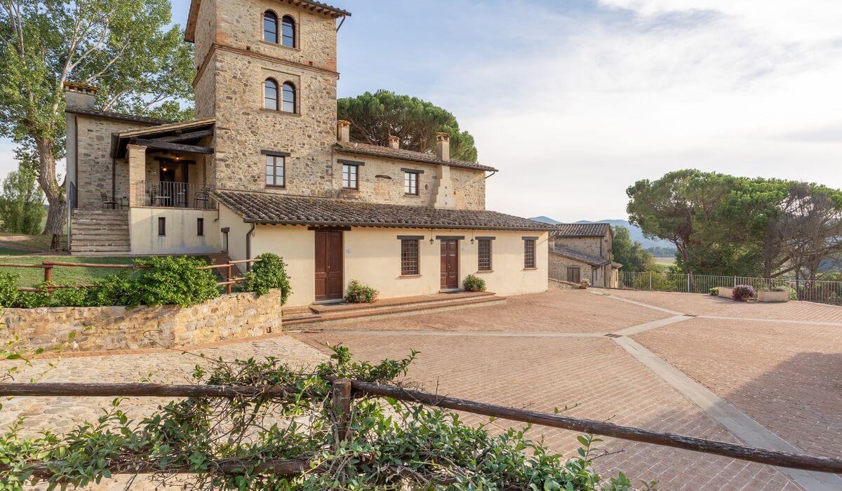 Borgo Pulciano Agriturismo & Resort