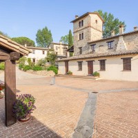 Borgo Pulciano Agriturismo & Resort
