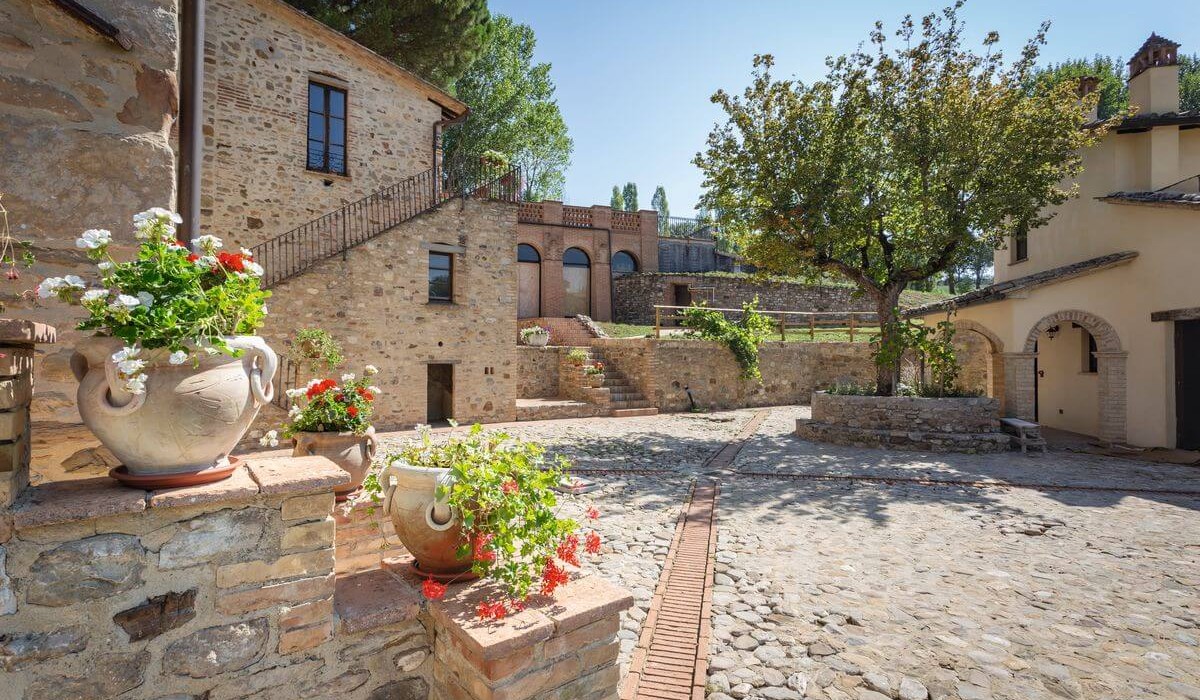 Borgo Pulciano Agriturismo & Resort - Immagine 3
