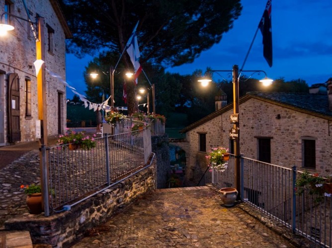 Borgo Pulciano Agriturismo & Resort - Immagine 2