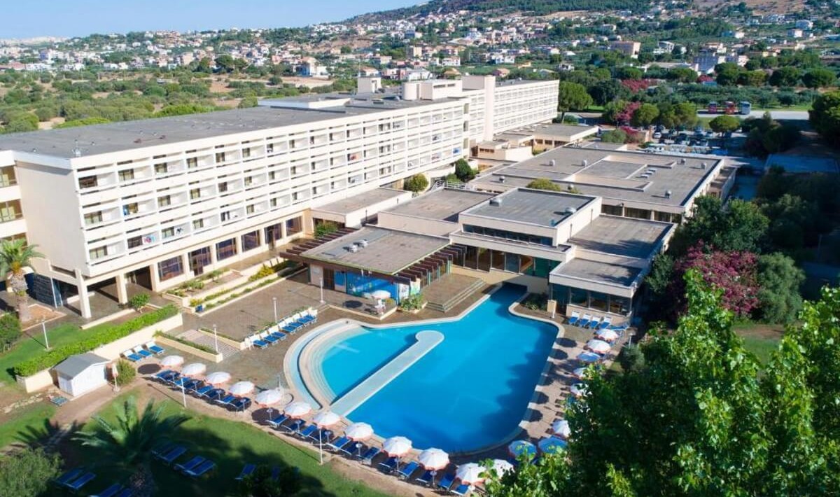 MClub Lipari - The Resort from Above