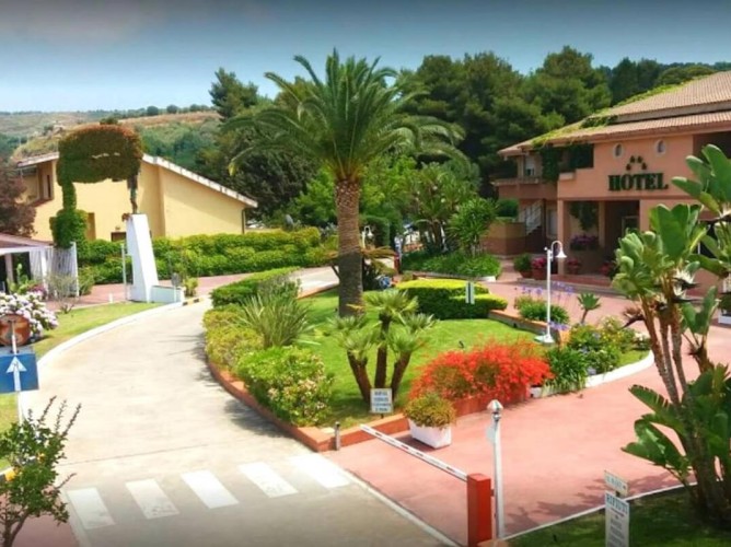 Residence La Pace - Immagine 6