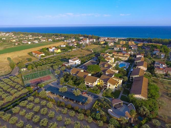 Apulia Hotel Sellia Marina - Immagine 1