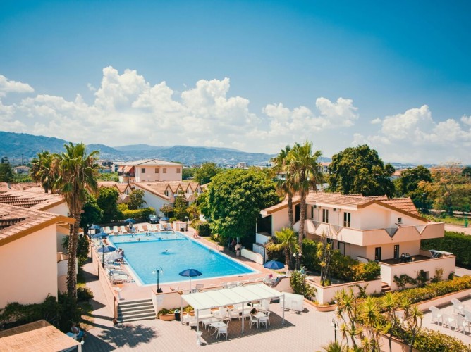 Apulia Hotel Corigliano Calabro - Immagine 1