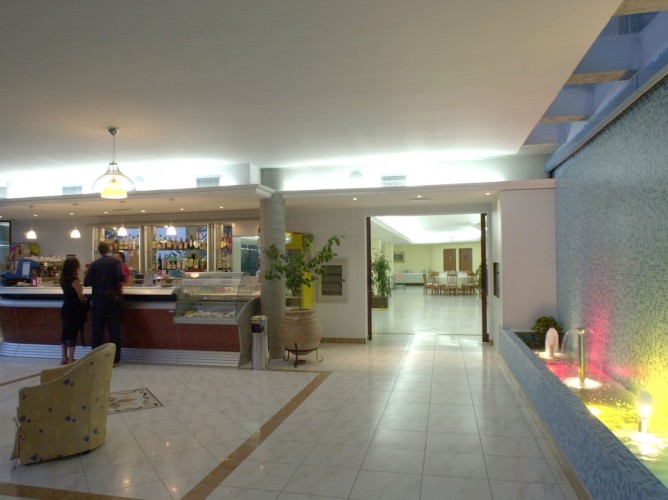 Apulia Residence Silvi Marina - Hall and Bar of the structure with panoramic sea view