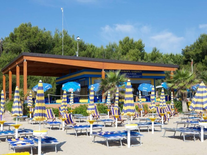Apulia Hotel Silvi Marina - Village Silvi Marina beach