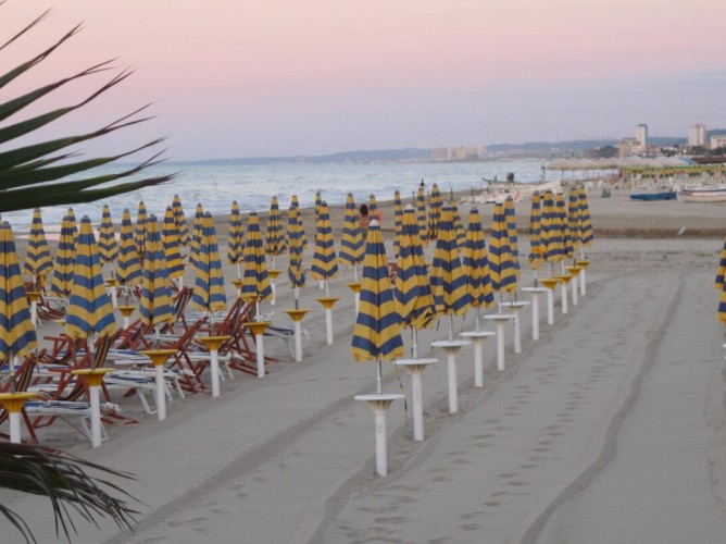 Apulia Hotel Silvi Marina - Village Silvi Marina beach