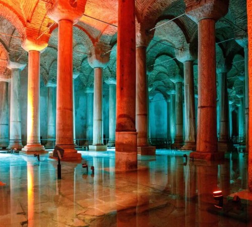Basilica Cistern of Yerebatan in Istanbul 3