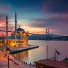 The Ortaköy Mosque, located along the shores of the Bosphorus, is an architectural masterpiece that blends Baroque elegance with Ottoman influences.
