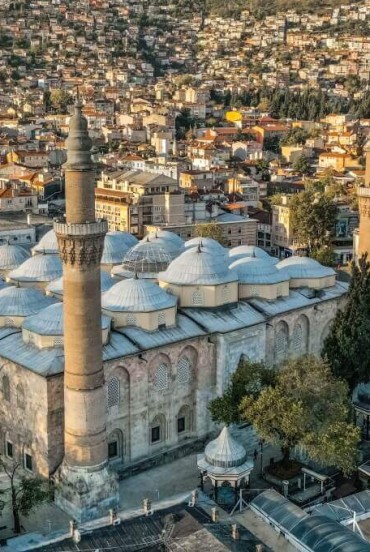 View of the Grand Mosque of Bursa, a symbol of the first Ottoman capital and its rich architectural art.