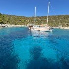 Orak Island Bay is one of the most breathtaking bays in the Aegean Sea, famous for its crystal-clear waters and unspoiled landscape.