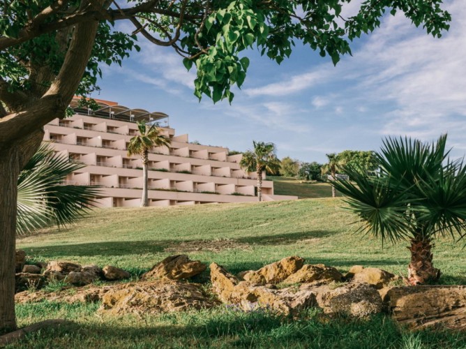 Mangia's Torre del Barone Resort - Exterior of the resort