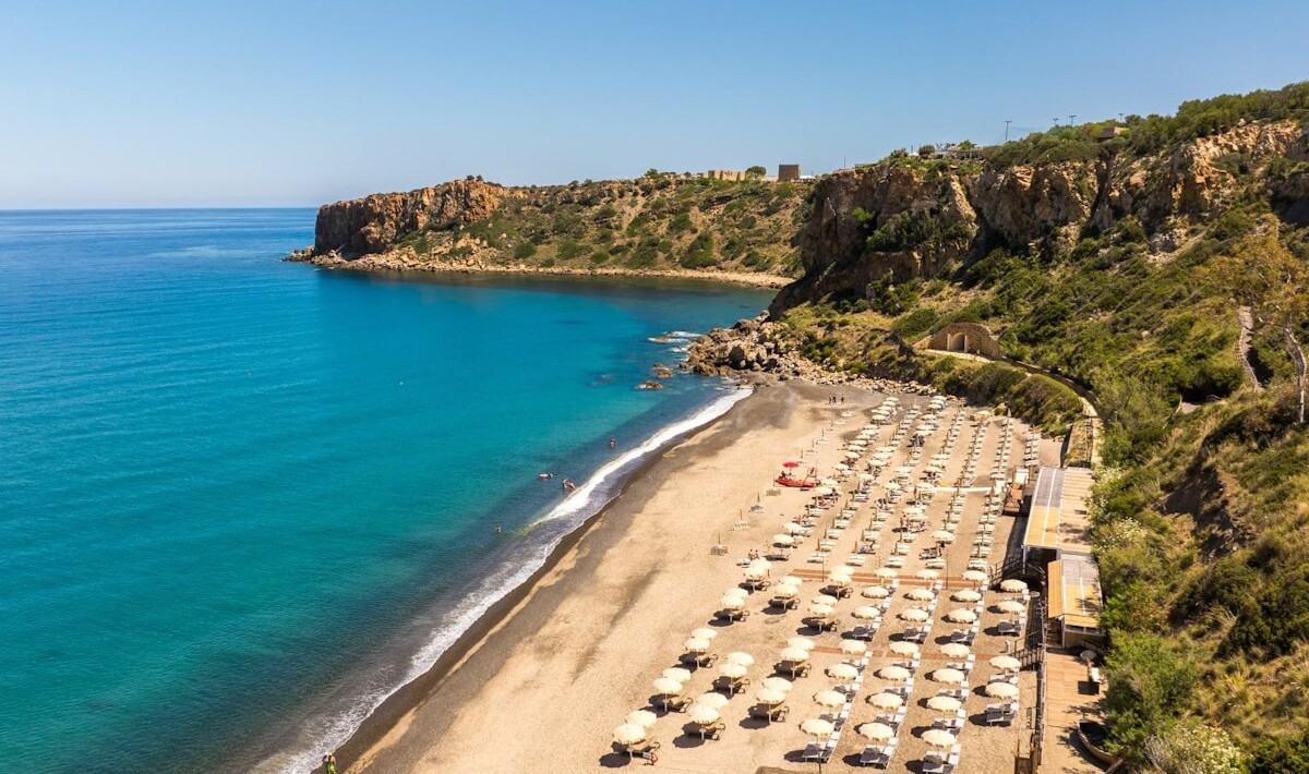 Mangia's Pollina Resort - beach
