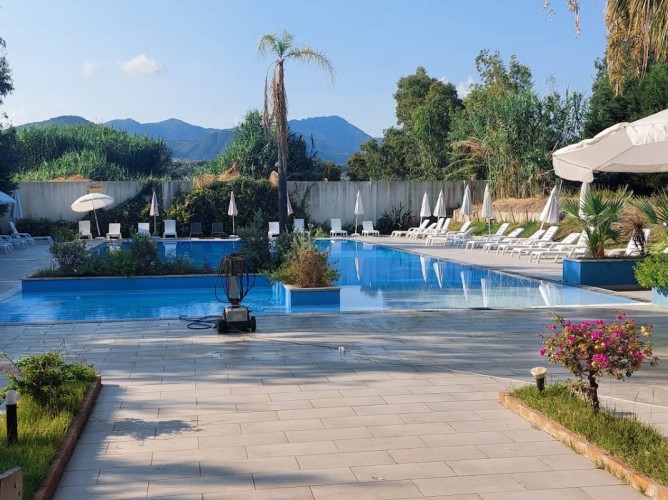 Batuca Village - swimming pool