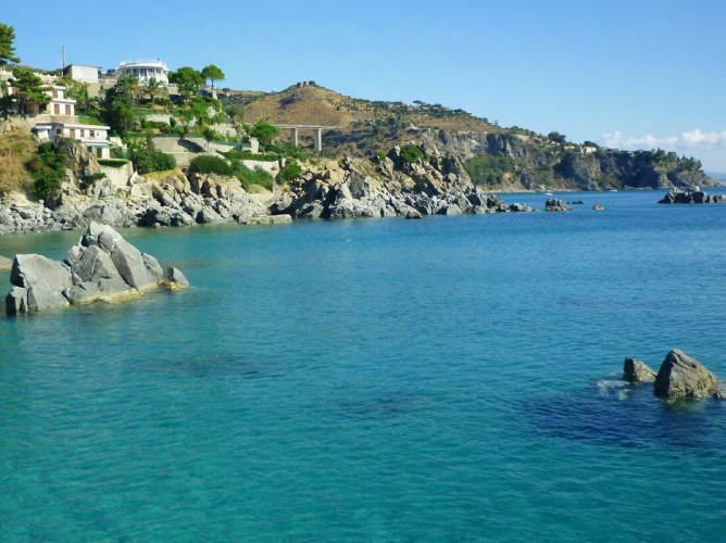 Porto Rhoca Village - Turquoise sea in Squillace


