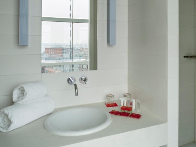 Room Mate Aitana - Immagine 10