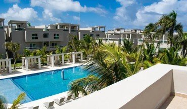 Playa Palmera Beach Resort
