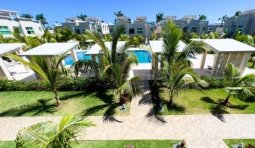 Playa Palmera Beach Resort