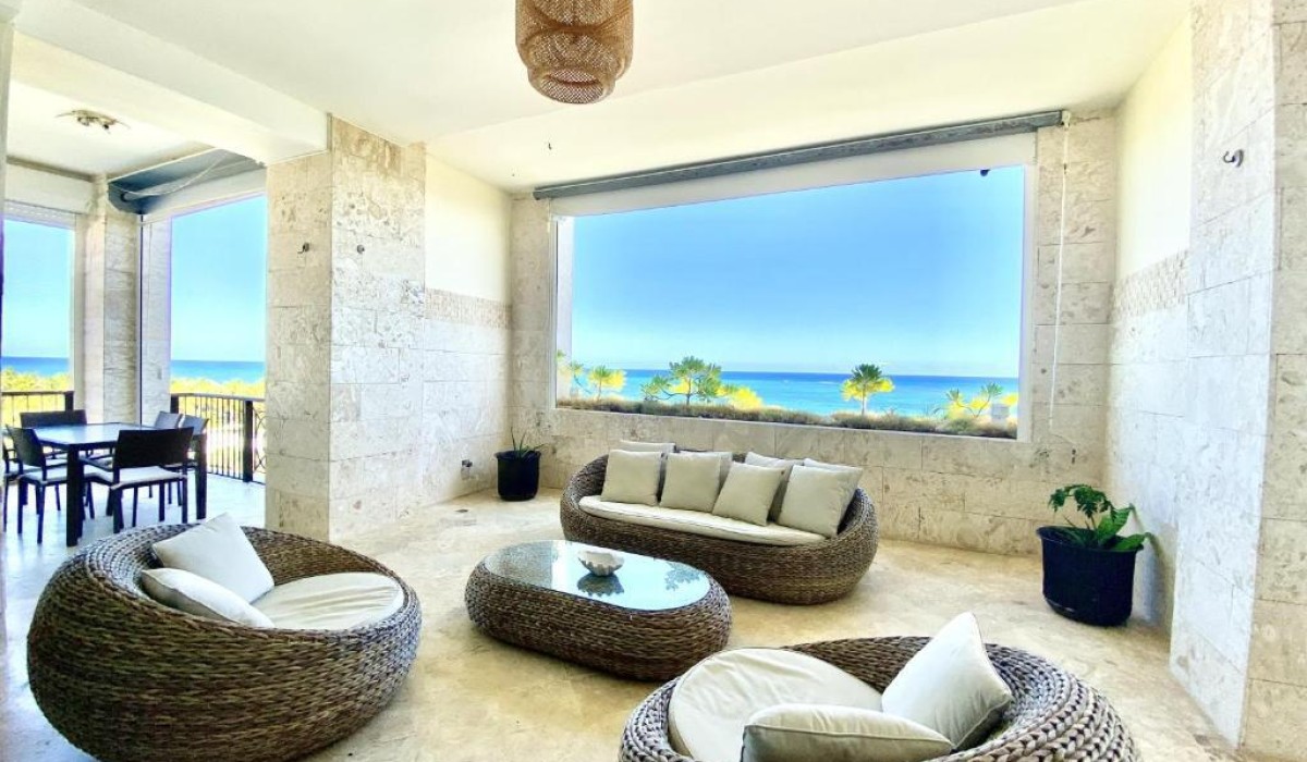 Beachfront Luxury Pent-House at Aquamarina, Cap Cana - Immagine 2